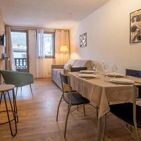 Апартаменты Sunny Centre Vue Mont Blanc Balcon 3 Personnes *